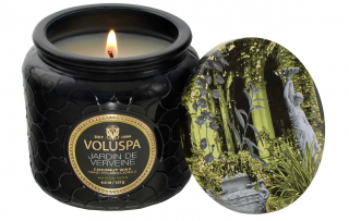 Voluspa - vonná svíčka Maison Noir JARDIN DE VERVEINE (Verbenová zahrada) 127 g