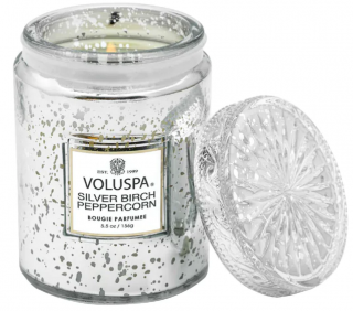 Voluspa - vonná svíčka SILVER BIRCH PEPPERCORN (Bříza bělokorá a pepř) 156 g