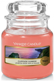 Yankee Candle - vonná svíčka CLIFFSIDE SUNRISE (Svítání na útesu) 104 g