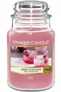 Yankee Candle - vonná svíčka SWEET PLUM SAKE (Sladké švestkové Saké) 623 g