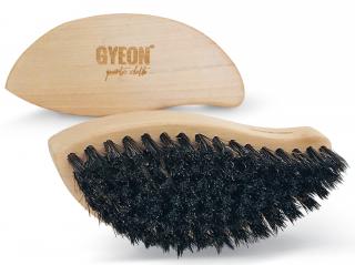 Gyeon Q2M LeatherBrush - kartáč na kůži