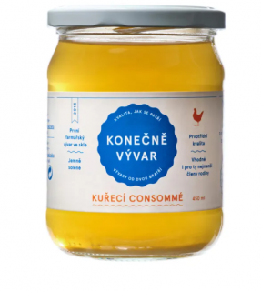 KONEČNĚ KUŘECÍ CONSOMMÉ