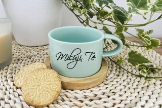 Fotodárky Tichá | Designový kávový hrnek Miluji Tě - Makronka mint - Mint / Pro leváka